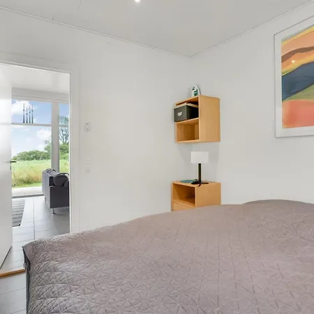 בית נופש Apsolon - 100m From The Sea By Interhome Præstø
