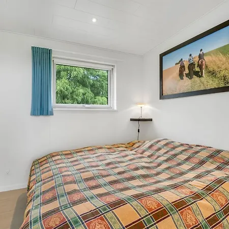 Apsolon - 100m From The Sea By Interhome *